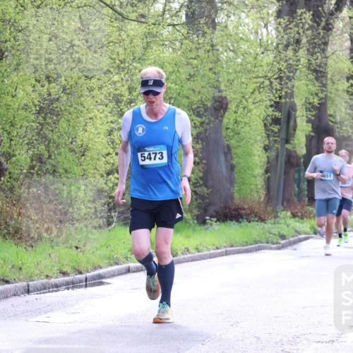 12.04.2026 - 45. Internationalen Wilhelmsburger Insellauf Yannick Fuchs http://msf.ph/oto/9479891 12.04.2026 10:18:34 Laufen 5473, 4651, 4154 meine-sportfotos.de