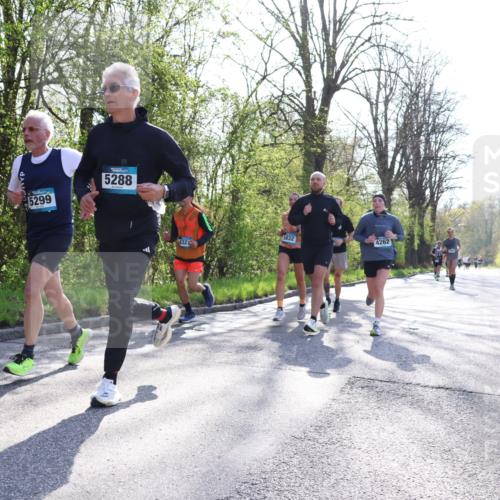 12.04.2026 - 45. Internationalen Wilhelmsburger Insellauf Yannick Fuchs http://msf.ph/oto/9479906 12.04.2026 10:30:29 Laufen  meine-sportfotos.de