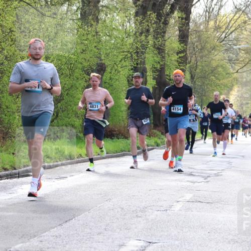 12.04.2026 - 45. Internationalen Wilhelmsburger Insellauf Yannick Fuchs http://msf.ph/oto/9479932 12.04.2026 10:18:39 Laufen 4831, 429, 4154, 2265, 3514, 5452, 4883 meine-sportfotos.de