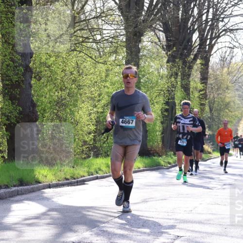 12.04.2026 - 45. Internationalen Wilhelmsburger Insellauf Yannick Fuchs http://msf.ph/oto/9479940 12.04.2026 10:30:31 Laufen  meine-sportfotos.de