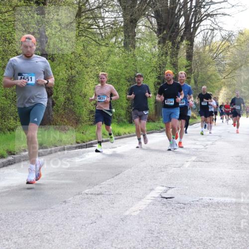 12.04.2026 - 45. Internationalen Wilhelmsburger Insellauf Yannick Fuchs http://msf.ph/oto/9479947 12.04.2026 10:18:41 Laufen 4651, 4831, 4154, 068, 2265 meine-sportfotos.de