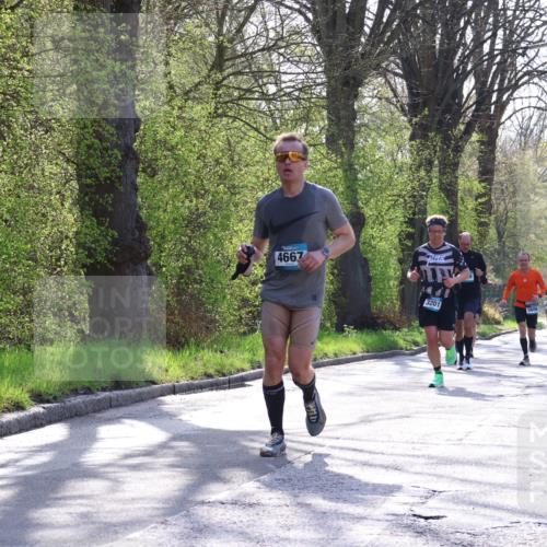 12.04.2026 - 45. Internationalen Wilhelmsburger Insellauf Yannick Fuchs http://msf.ph/oto/9479948 12.04.2026 10:30:32 Laufen  meine-sportfotos.de