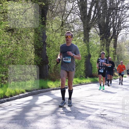 12.04.2026 - 45. Internationalen Wilhelmsburger Insellauf Yannick Fuchs http://msf.ph/oto/9479960 12.04.2026 10:30:32 Laufen  meine-sportfotos.de