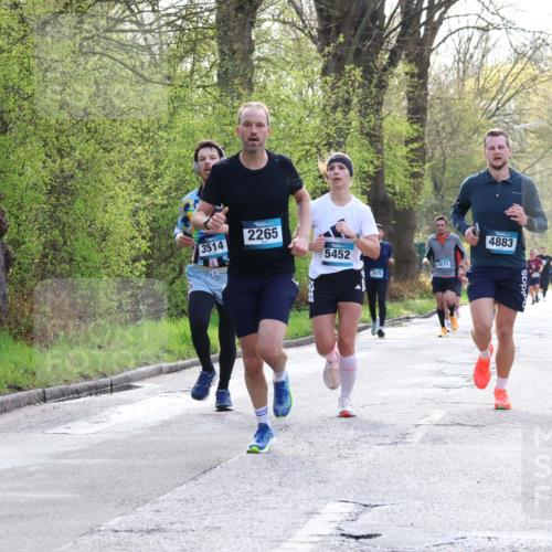 12.04.2026 - 45. Internationalen Wilhelmsburger Insellauf Yannick Fuchs http://msf.ph/oto/9480000 12.04.2026 10:18:46 Laufen 2265, 3514, 5452, 4075, 2979, 4883 meine-sportfotos.de
