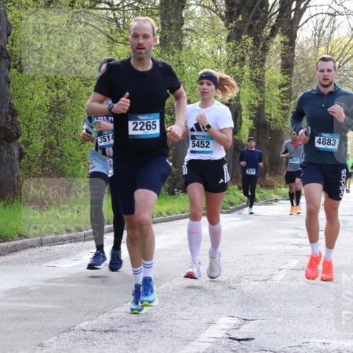 12.04.2026 - 45. Internationalen Wilhelmsburger Insellauf Yannick Fuchs http://msf.ph/oto/9480011 12.04.2026 10:18:47 Laufen 3514, 2265, 5452, 2979, 4075, 4883 meine-sportfotos.de