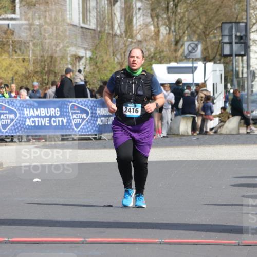 12.04.2026 - 45. Internationalen Wilhelmsburger Insellauf Strokosch-Dieckow http://msf.ph/oto/9480061 12.04.2026 11:50:38 Ziel 2416 meine-sportfotos.de