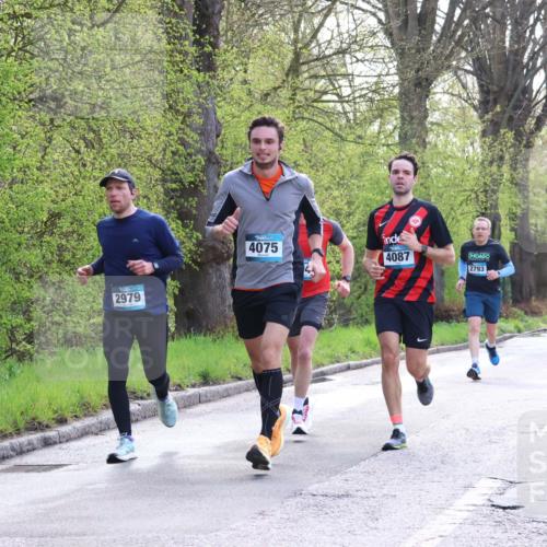 12.04.2026 - 45. Internationalen Wilhelmsburger Insellauf Yannick Fuchs http://msf.ph/oto/9480065 12.04.2026 10:18:54 Laufen 2979, 4075, 4087, 2793 meine-sportfotos.de