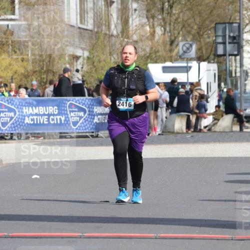 12.04.2026 - 45. Internationalen Wilhelmsburger Insellauf Strokosch-Dieckow http://msf.ph/oto/9480070 12.04.2026 11:50:38 Ziel 2416 meine-sportfotos.de