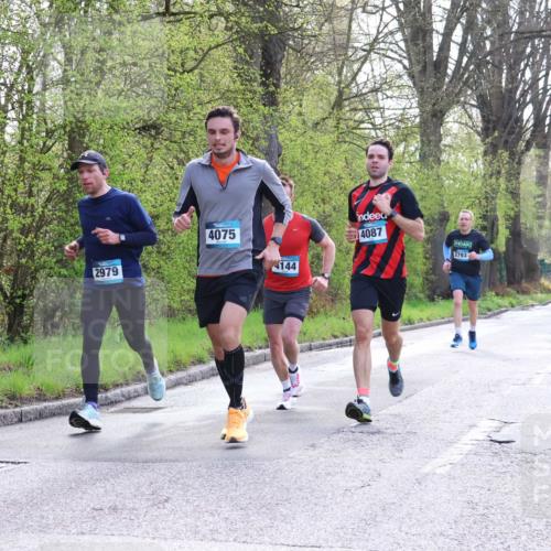 12.04.2026 - 45. Internationalen Wilhelmsburger Insellauf Yannick Fuchs http://msf.ph/oto/9480075 12.04.2026 10:18:54 Laufen 2979, 4075, 4144, 4087, 2793 meine-sportfotos.de