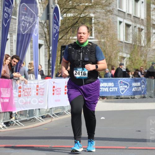 12.04.2026 - 45. Internationalen Wilhelmsburger Insellauf Strokosch-Dieckow http://msf.ph/oto/9480079 12.04.2026 11:50:42 Ziel 2416 meine-sportfotos.de