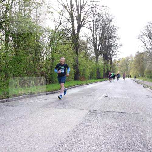 12.04.2026 - 45. Internationalen Wilhelmsburger Insellauf Yannick Fuchs http://msf.ph/oto/9480108 12.04.2026 10:18:58 Laufen 2793 meine-sportfotos.de