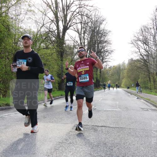 12.04.2026 - 45. Internationalen Wilhelmsburger Insellauf Yannick Fuchs http://msf.ph/oto/9480158 12.04.2026 10:19:08 Laufen 2851, 4027, 3585, 5585 meine-sportfotos.de