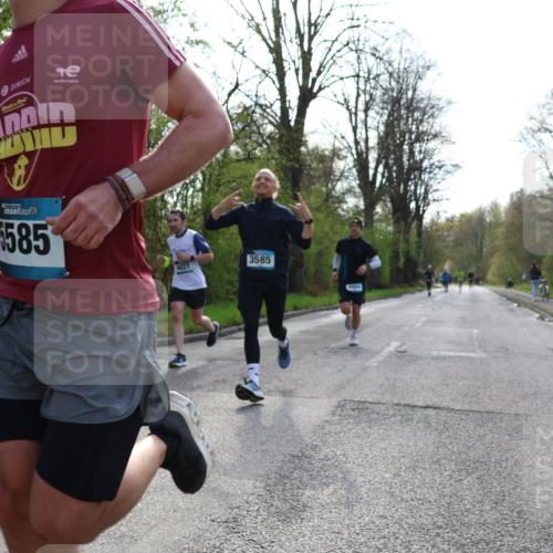 12.04.2026 - 45. Internationalen Wilhelmsburger Insellauf Yannick Fuchs http://msf.ph/oto/9480170 12.04.2026 10:19:08 Laufen 585, 4027, 3585 meine-sportfotos.de