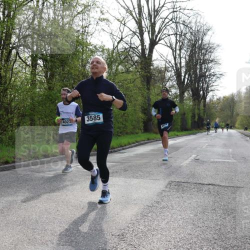 12.04.2026 - 45. Internationalen Wilhelmsburger Insellauf Yannick Fuchs http://msf.ph/oto/9480174 12.04.2026 10:19:09 Laufen 4027, 3585, 4994 meine-sportfotos.de
