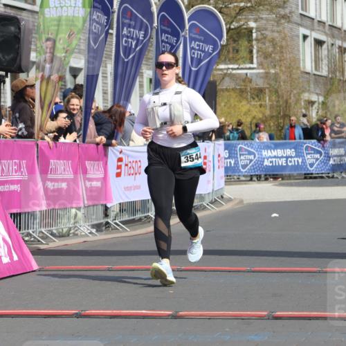 12.04.2026 - 45. Internationalen Wilhelmsburger Insellauf Strokosch-Dieckow http://msf.ph/oto/9480212 12.04.2026 11:52:26 Ziel 3544 meine-sportfotos.de