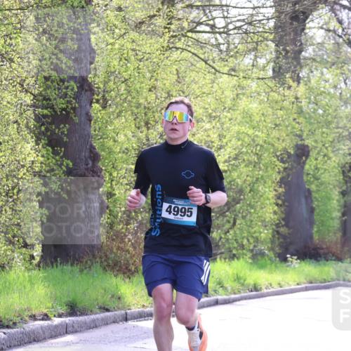 12.04.2026 - 45. Internationalen Wilhelmsburger Insellauf Yannick Fuchs http://msf.ph/oto/9480289 12.04.2026 10:19:27 Laufen 4995 meine-sportfotos.de