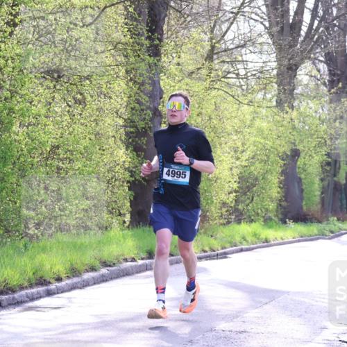 12.04.2026 - 45. Internationalen Wilhelmsburger Insellauf Yannick Fuchs http://msf.ph/oto/9480294 12.04.2026 10:19:27 Laufen 4995 meine-sportfotos.de