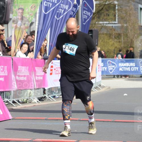 12.04.2026 - 45. Internationalen Wilhelmsburger Insellauf Strokosch-Dieckow http://msf.ph/oto/9480298 12.04.2026 11:53:33 Ziel 3346 meine-sportfotos.de