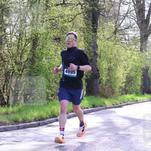 12.04.2026 - 45. Internationalen Wilhelmsburger Insellauf Yannick Fuchs http://msf.ph/oto/9480302 12.04.2026 10:19:28 Laufen 4995 meine-sportfotos.de