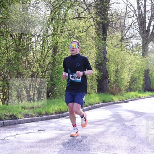 12.04.2026 - 45. Internationalen Wilhelmsburger Insellauf Yannick Fuchs http://msf.ph/oto/9480305 12.04.2026 10:19:28 Laufen 4995 meine-sportfotos.de