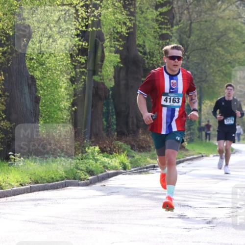 12.04.2026 - 45. Internationalen Wilhelmsburger Insellauf Yannick Fuchs http://msf.ph/oto/9480333 12.04.2026 10:19:31 Laufen 4163, 3778, 4979, 975 meine-sportfotos.de