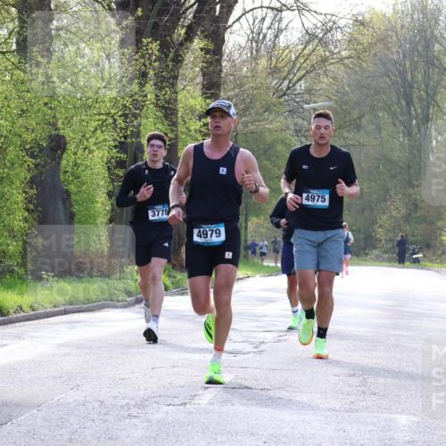 12.04.2026 - 45. Internationalen Wilhelmsburger Insellauf Yannick Fuchs http://msf.ph/oto/9480398 12.04.2026 10:19:38 Laufen 3778, 4979, 4975 meine-sportfotos.de