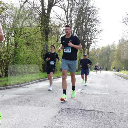 12.04.2026 - 45. Internationalen Wilhelmsburger Insellauf Yannick Fuchs http://msf.ph/oto/9480435 12.04.2026 10:19:42 Laufen 4979, 3778, 4975 meine-sportfotos.de
