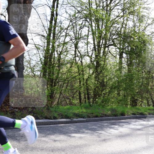 12.04.2026 - 45. Internationalen Wilhelmsburger Insellauf Yannick Fuchs http://msf.ph/oto/9480436 12.04.2026 10:30:58 Laufen  meine-sportfotos.de