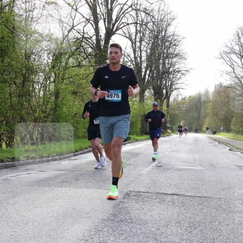 12.04.2026 - 45. Internationalen Wilhelmsburger Insellauf Yannick Fuchs http://msf.ph/oto/9480441 12.04.2026 10:19:42 Laufen 37, 4975 meine-sportfotos.de