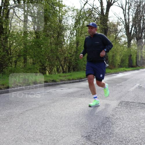 12.04.2026 - 45. Internationalen Wilhelmsburger Insellauf Yannick Fuchs http://msf.ph/oto/9480455 12.04.2026 10:19:44 Laufen  meine-sportfotos.de