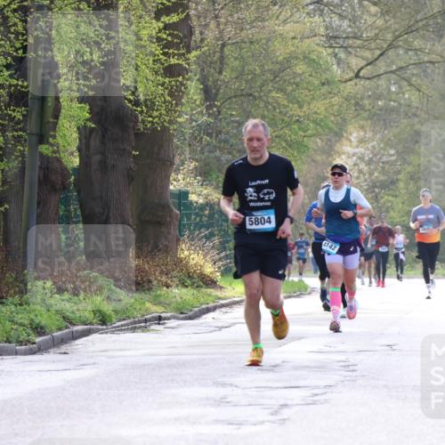12.04.2026 - 45. Internationalen Wilhelmsburger Insellauf Yannick Fuchs http://msf.ph/oto/9480464 12.04.2026 10:19:47 Laufen 5804, 4142, 384 meine-sportfotos.de