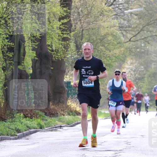 12.04.2026 - 45. Internationalen Wilhelmsburger Insellauf Yannick Fuchs http://msf.ph/oto/9480470 12.04.2026 10:19:48 Laufen 5804, 4142 meine-sportfotos.de