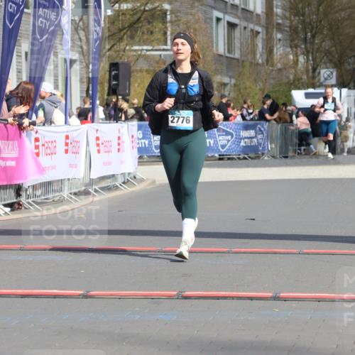 12.04.2026 - 45. Internationalen Wilhelmsburger Insellauf Strokosch-Dieckow http://msf.ph/oto/9480493 12.04.2026 11:54:23 Ziel 2776 meine-sportfotos.de