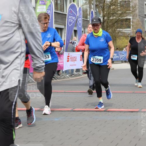 12.04.2026 - 45. Internationalen Wilhelmsburger Insellauf Strokosch-Dieckow http://msf.ph/oto/9480502 12.04.2026 13:27:00 Ziel 5206, 2360, 5245, 2933, 2359, 4124, 2980, 3640 meine-sportfotos.de