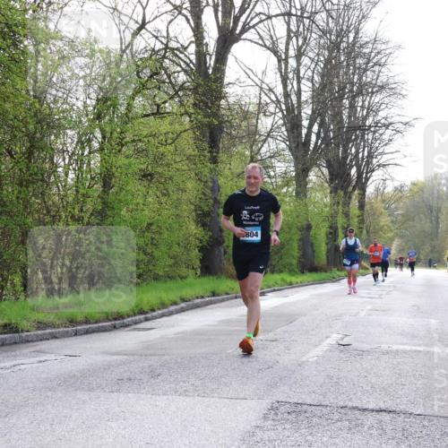 12.04.2026 - 45. Internationalen Wilhelmsburger Insellauf Yannick Fuchs http://msf.ph/oto/9480504 12.04.2026 10:19:53 Laufen 804 meine-sportfotos.de