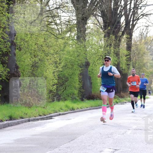 12.04.2026 - 45. Internationalen Wilhelmsburger Insellauf Yannick Fuchs http://msf.ph/oto/9480512 12.04.2026 10:19:54 Laufen 4142, 2627 meine-sportfotos.de