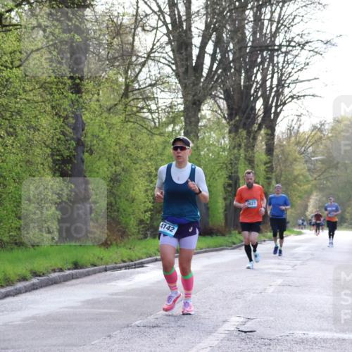 12.04.2026 - 45. Internationalen Wilhelmsburger Insellauf Yannick Fuchs http://msf.ph/oto/9480524 12.04.2026 10:19:56 Laufen 4142, 2627 meine-sportfotos.de