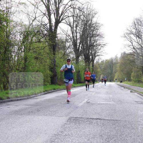 12.04.2026 - 45. Internationalen Wilhelmsburger Insellauf Yannick Fuchs http://msf.ph/oto/9480531 12.04.2026 10:19:57 Laufen 4142 meine-sportfotos.de