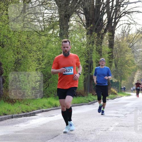 12.04.2026 - 45. Internationalen Wilhelmsburger Insellauf Yannick Fuchs http://msf.ph/oto/9480542 12.04.2026 10:19:58 Laufen 2627, 384 meine-sportfotos.de