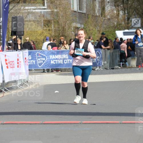 12.04.2026 - 45. Internationalen Wilhelmsburger Insellauf Strokosch-Dieckow http://msf.ph/oto/9480561 12.04.2026 11:54:31 Ziel 2093 meine-sportfotos.de