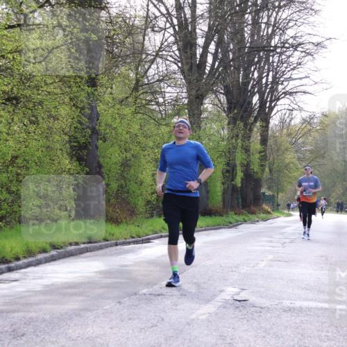 12.04.2026 - 45. Internationalen Wilhelmsburger Insellauf Yannick Fuchs http://msf.ph/oto/9480564 12.04.2026 10:20:01 Laufen 3845 meine-sportfotos.de