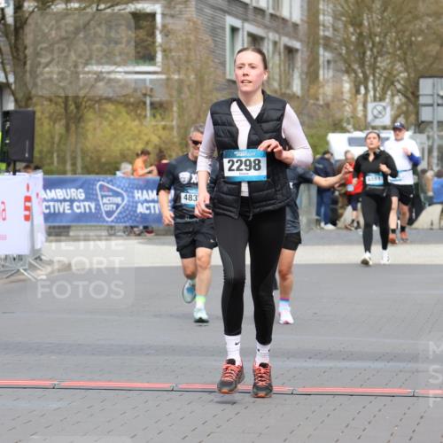 12.04.2026 - 45. Internationalen Wilhelmsburger Insellauf Strokosch-Dieckow http://msf.ph/oto/9480589 12.04.2026 13:26:34 Ziel 4064, 4684, 2298, 4839, 4840 meine-sportfotos.de