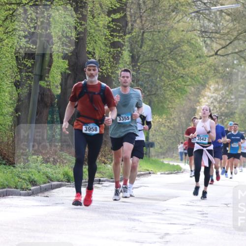 12.04.2026 - 45. Internationalen Wilhelmsburger Insellauf Yannick Fuchs http://msf.ph/oto/9480613 12.04.2026 10:20:10 Laufen 3958, 3355, 47, 3542, 5052 meine-sportfotos.de