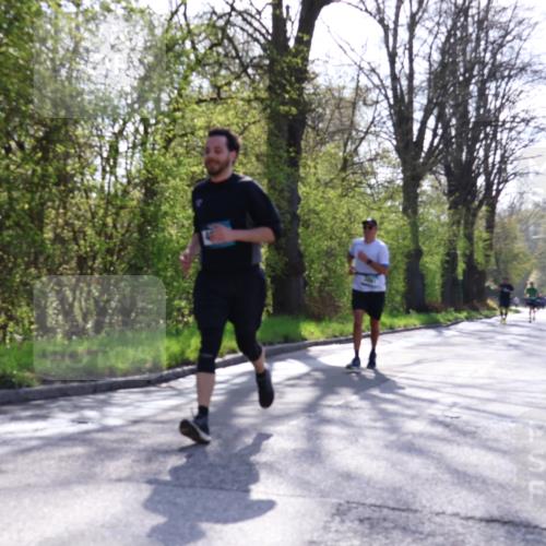 12.04.2026 - 45. Internationalen Wilhelmsburger Insellauf Yannick Fuchs http://msf.ph/oto/9480668 12.04.2026 10:31:12 Laufen  meine-sportfotos.de