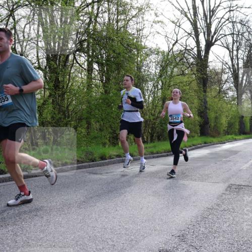 12.04.2026 - 45. Internationalen Wilhelmsburger Insellauf Yannick Fuchs http://msf.ph/oto/9480708 12.04.2026 10:20:20 Laufen 3355, 3542 meine-sportfotos.de