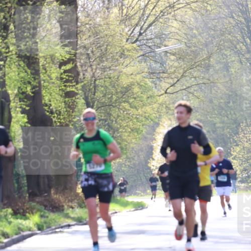 12.04.2026 - 45. Internationalen Wilhelmsburger Insellauf Yannick Fuchs http://msf.ph/oto/9480751 12.04.2026 10:31:18 Laufen  meine-sportfotos.de