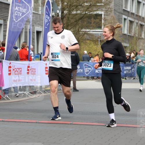 12.04.2026 - 45. Internationalen Wilhelmsburger Insellauf Strokosch-Dieckow http://msf.ph/oto/9480776 12.04.2026 13:26:22 Ziel 4431, 3023, 3024, 2881 meine-sportfotos.de