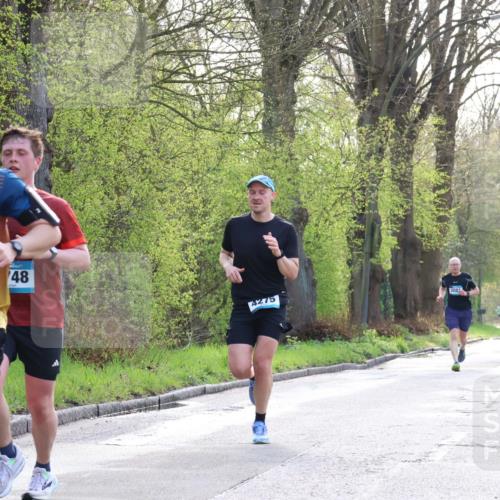 12.04.2026 - 45. Internationalen Wilhelmsburger Insellauf Yannick Fuchs http://msf.ph/oto/9480787 12.04.2026 10:20:28 Laufen 5052, 48, 4275, 308, 670 meine-sportfotos.de