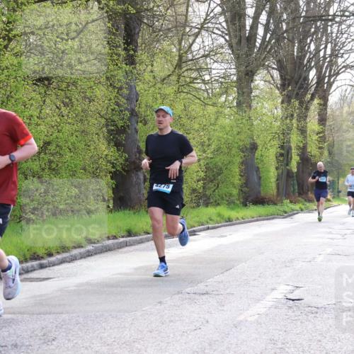 12.04.2026 - 45. Internationalen Wilhelmsburger Insellauf Yannick Fuchs http://msf.ph/oto/9480793 12.04.2026 10:20:29 Laufen 4748, 4275 meine-sportfotos.de