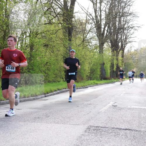 12.04.2026 - 45. Internationalen Wilhelmsburger Insellauf Yannick Fuchs http://msf.ph/oto/9480797 12.04.2026 10:20:29 Laufen 4748, 4275 meine-sportfotos.de